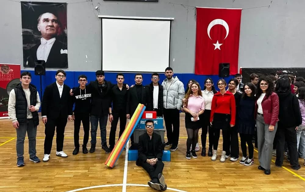 Wolfs Robotics, Gençleri Robot Teknolojisiyle Buluşturuyor