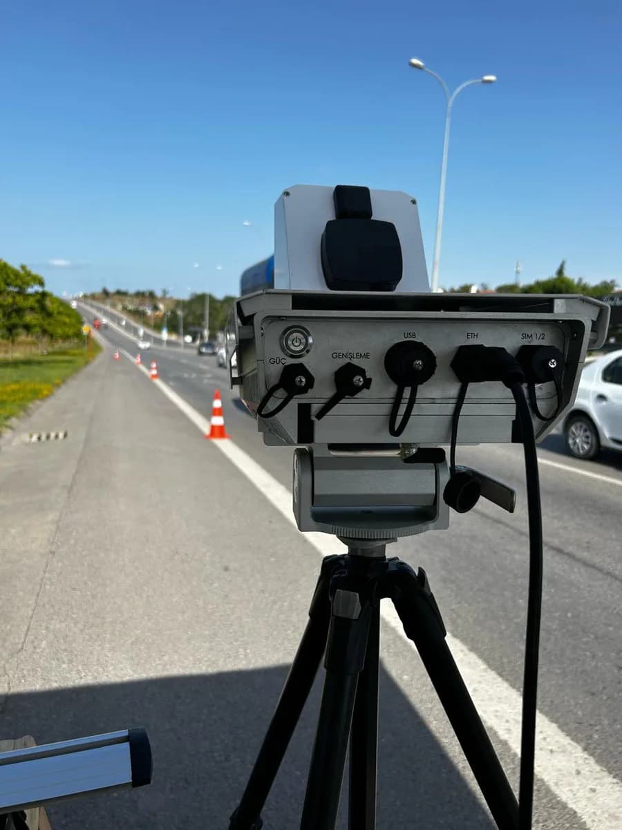 Düzce'de Yapay Zeka Destekli Radar Sistemi 4 Günde 526 Bin TL Ceza Kesti