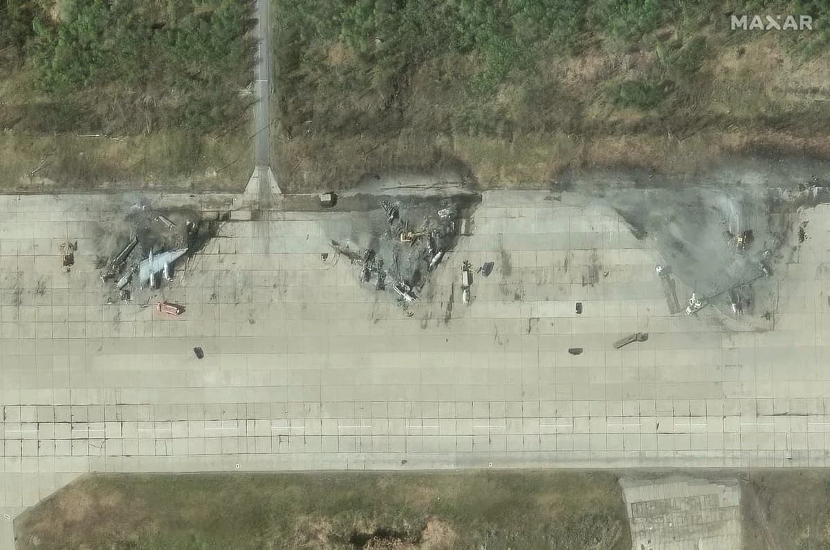 Ukrayna Saldırısında Rusya'nın Stratejik Bombardıman Uçakları Hasar Gördü