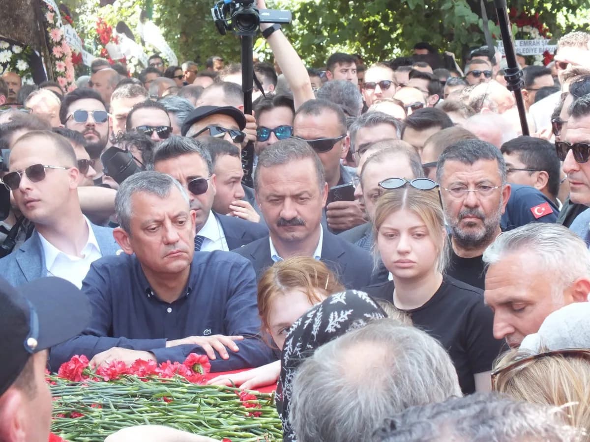 Manisa'nın Acı Günü: Ferdi Zeyrek Toprağa Verildi