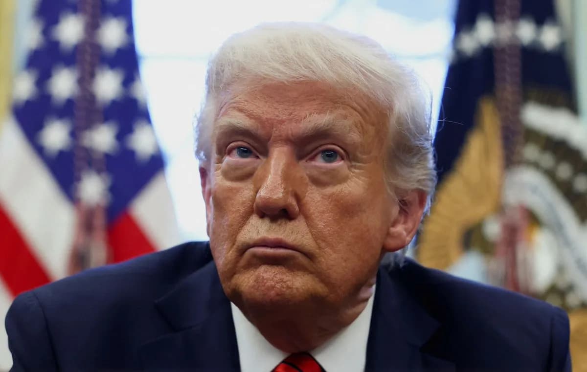 Trump'tan Kaliforniya'ya İsyan Yasası Uyarısı: "Los Angeles Alevler İçinde Kalacaktı"