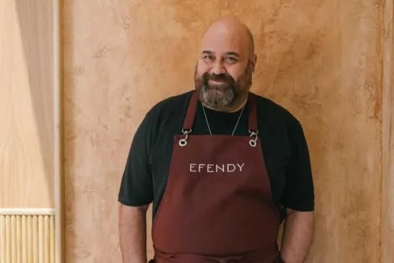 Şef Somer Sivrioğlu Kimdir? MasterChef Türkiye'nin Ünlü Şefi Hakkında Merak Edilenler