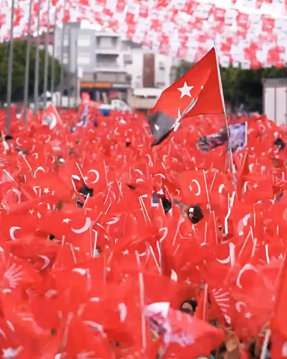 CHP Avcılar'da Büyük Miting Düzenleyecek: "Bu Kötülüğe Teslim Olmayacağız"