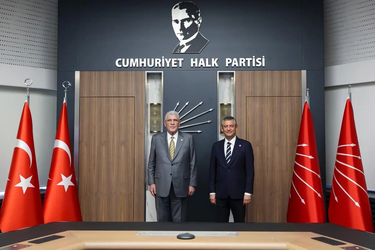 CHP Genel Başkanı Özgür Özel, İYİ Parti Genel Başkanı Müsavat Dervişoğlu ile Görüşme Gerçekleştirdi
