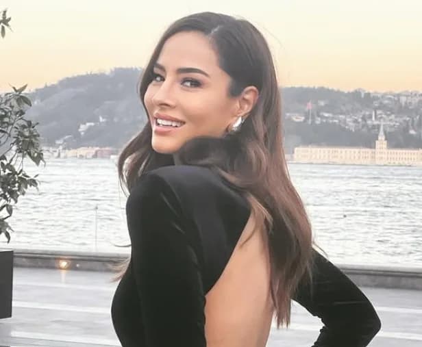Özlem Conker'in Yeni Projesi "Sevdiğim Sensin" Oldu