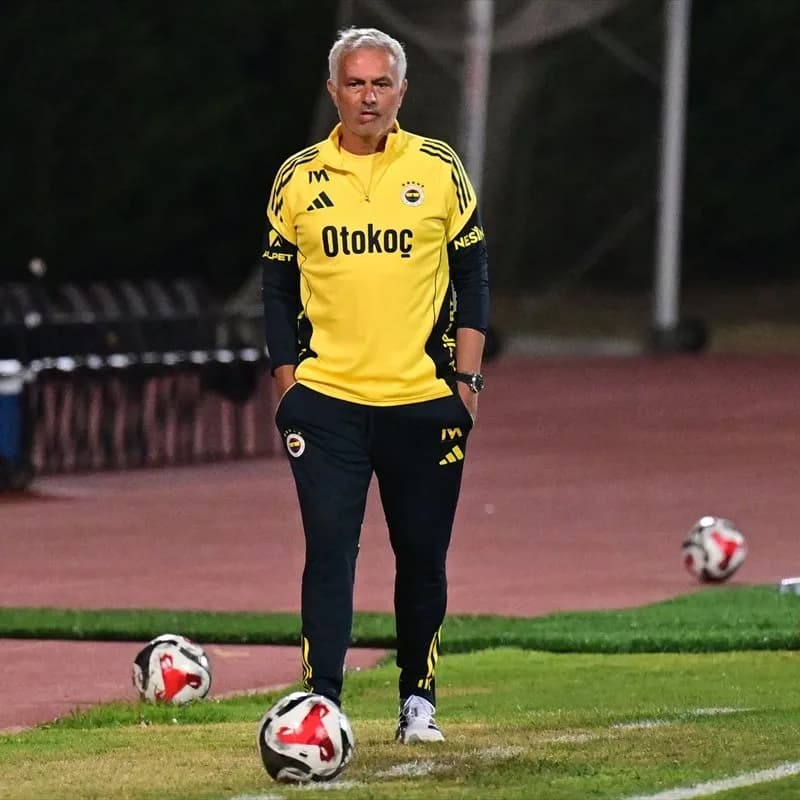 Jose Mourinho: "Kazanma Baskısı Benim Suçum, Geçmiş Başarılarımın Etkisi"