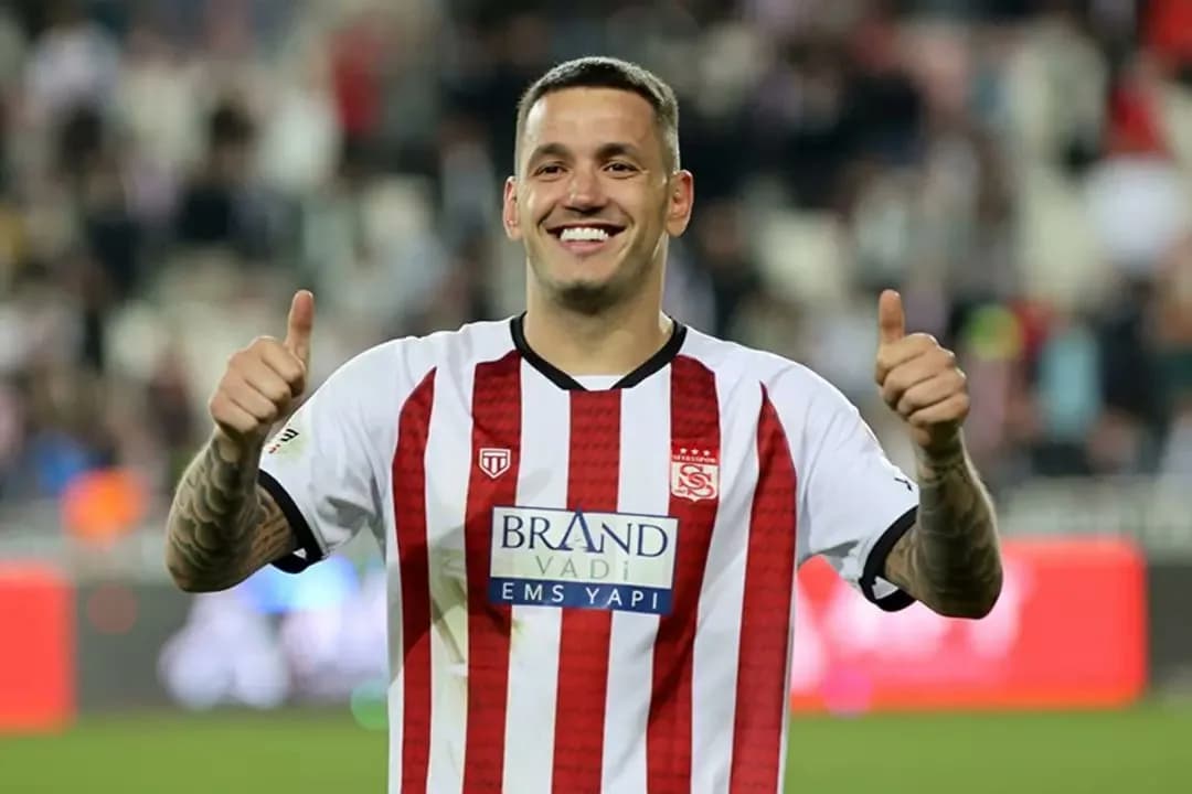 Sivasspor'dan Rey Manaj Transferi: Al Sharjah'a Katıldı