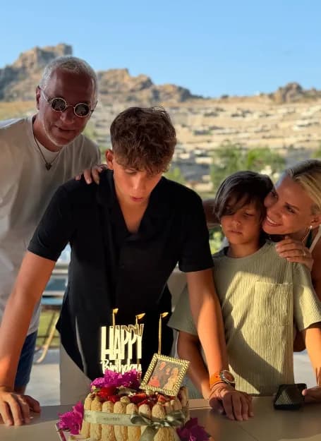 Esra Erol'un Oğlu İdris Ali 15 Yaşına Bastı: "Babasının Kopyası"