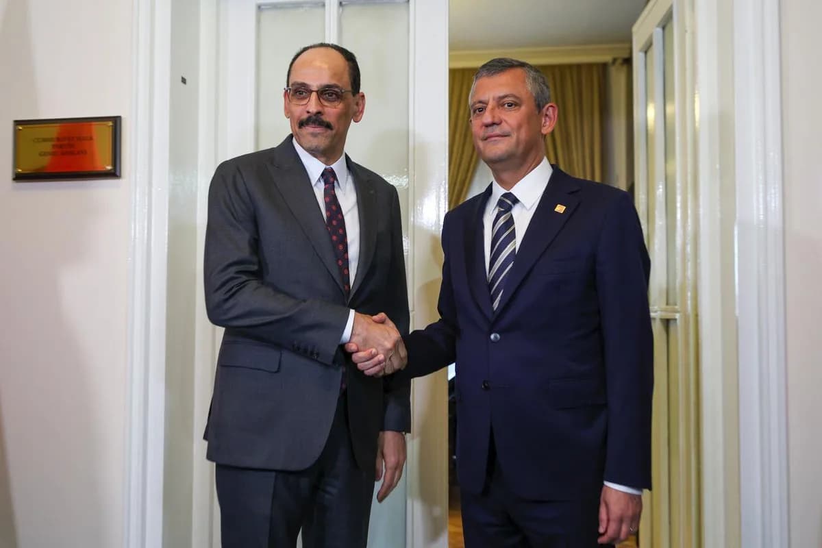 CHP Genel Başkanı Özel, MİT Başkanı Kalın ile Meclis'te Görüştü