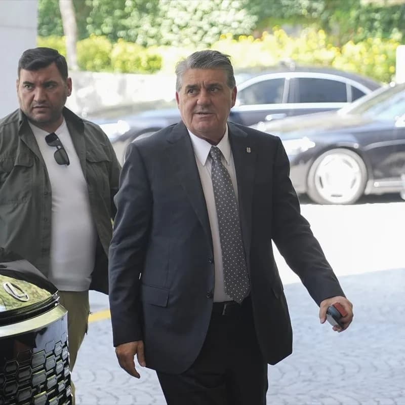 Beşiktaş Yönetimine Açık Uyarı: Ültimatom Verilemez