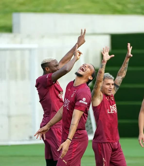 Galatasaray'dan Mutlu Eden Paylaşım