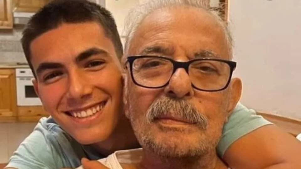 Ferdi Tayfur Arşivi Artık Dijital Ortamda: Efsanevi Eserlere Kolay Erişim