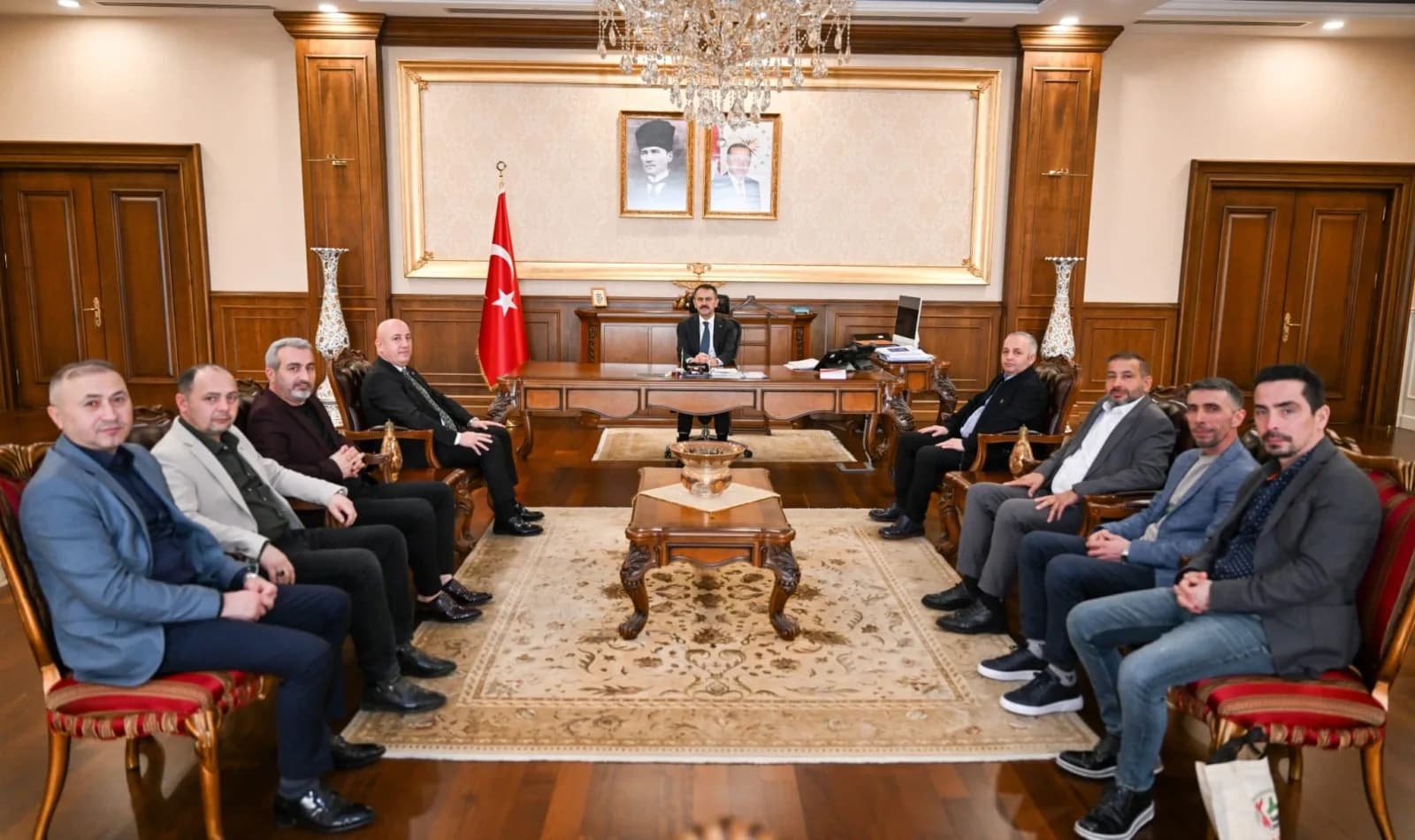 Kocaeli Giresun Dernekler Federasyonu’ndan Vali Aktaş’a İftar Daveti