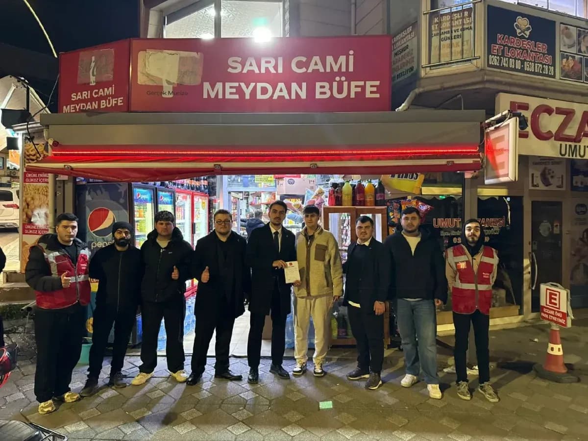 Yeniden Refah Partisi Gebze Teşkilatı Beylikbağı’nda Vatandaşlarla Buluştu
