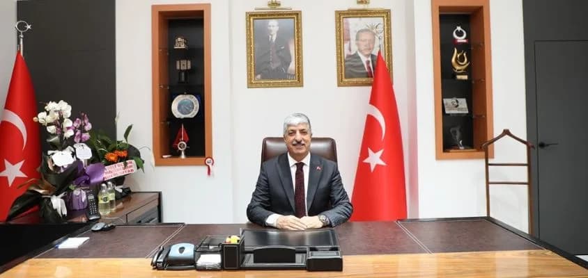 Dilovası Belediye Başkanı Ramazan Ömeroğlu’ndan Kadir Gecesi Mesajı