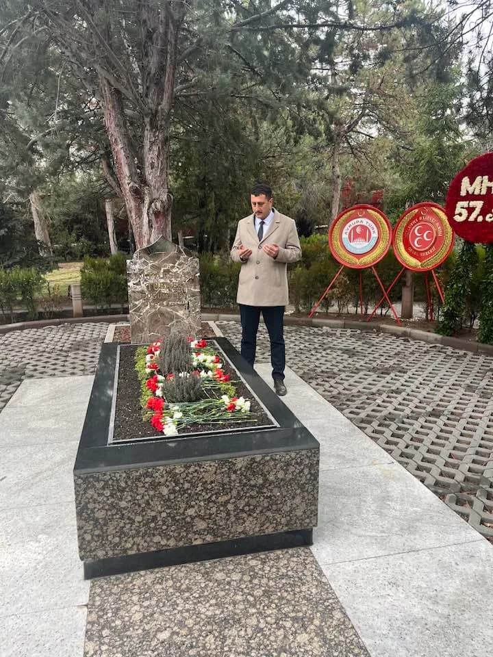 Gebze Ülkü Ocakları Başkanı Mesut Erol’dan Alparslan Türkeş İçin Anlamlı Anma Mesajı