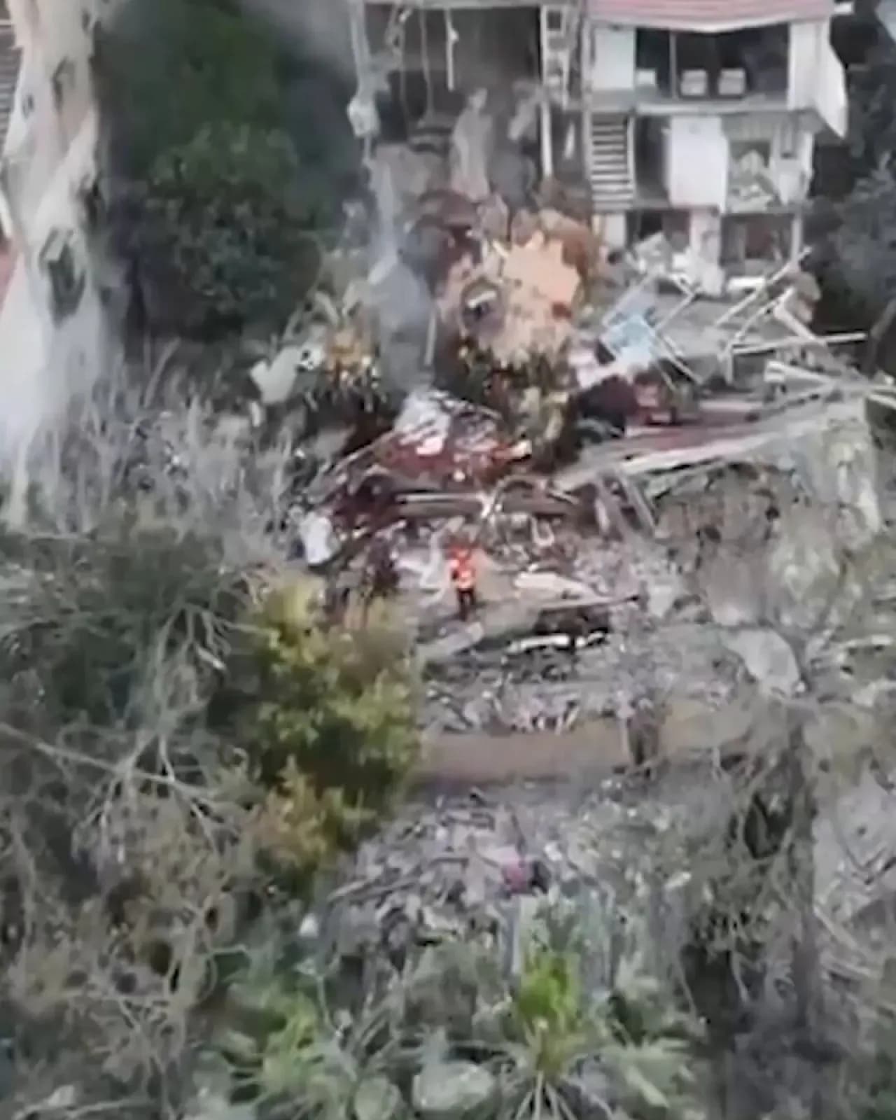 İran'ın Balistik Füze Saldırısı: Hayfa'da Doğrudan İsabet