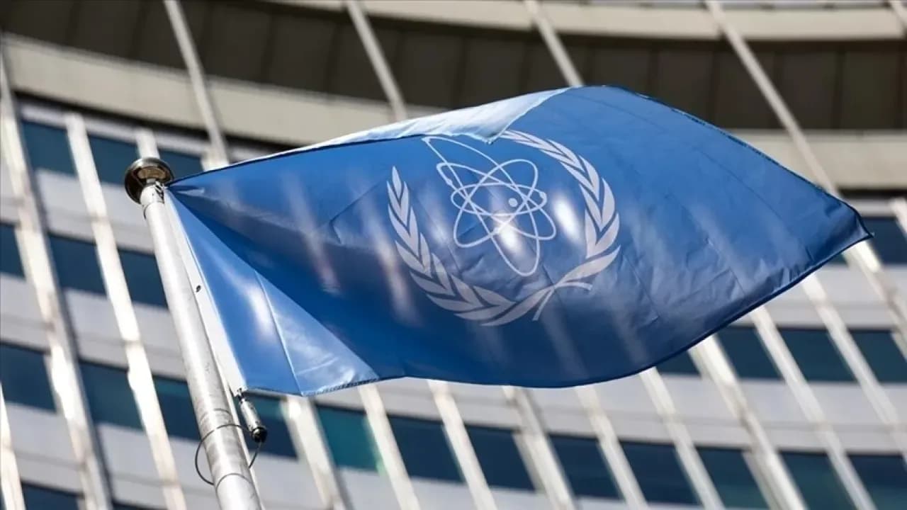 UAEA'dan İran'a Uyarı: Buşehr Nükleer Santrali Yakınındaki Askeri Faaliyetler Tehlike Saçıyor