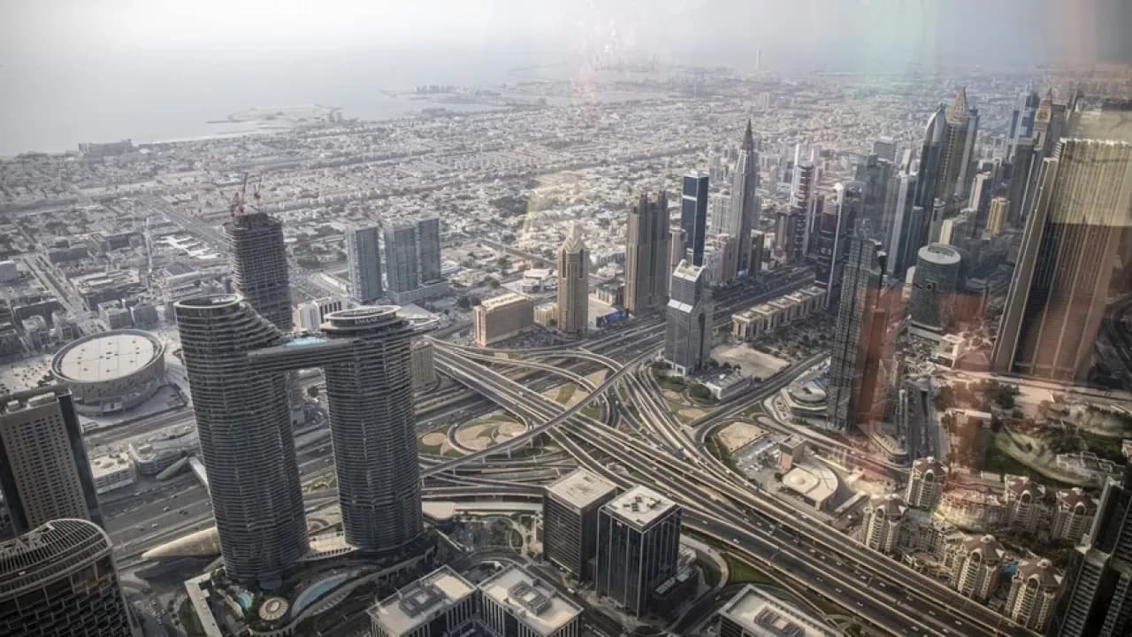 Savaş Dubai Emlak Piyasasını Vurdu: Satışlar Bir Ayda %30.5 Düştü