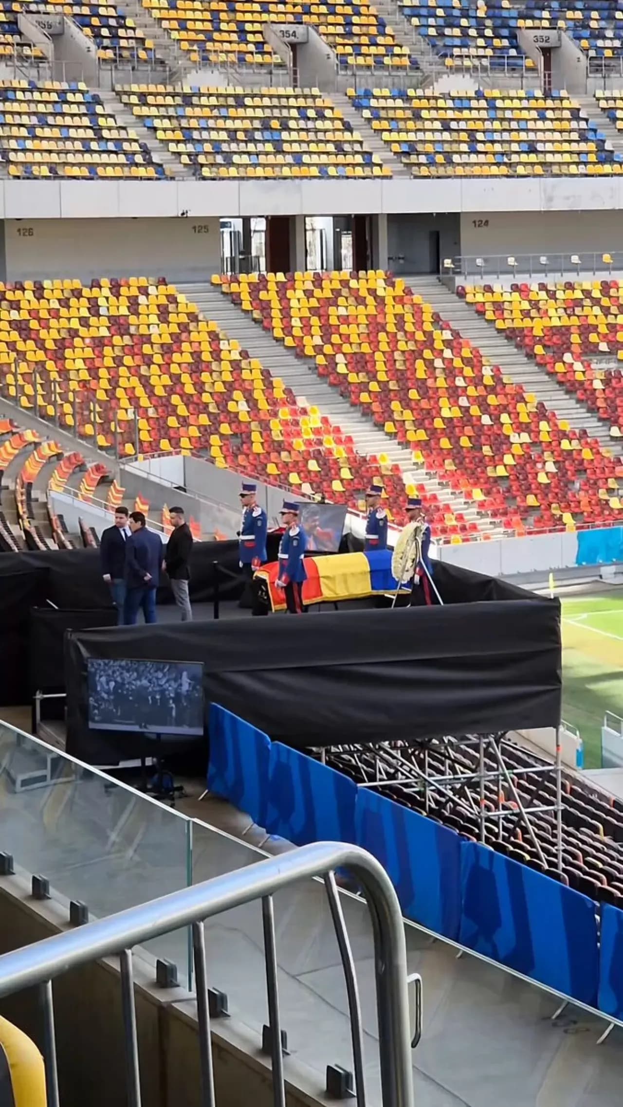 Bükreş'te Efsane Veda Etti: Mircea Lucescu'ya Ulusal Arena'da Son Selam