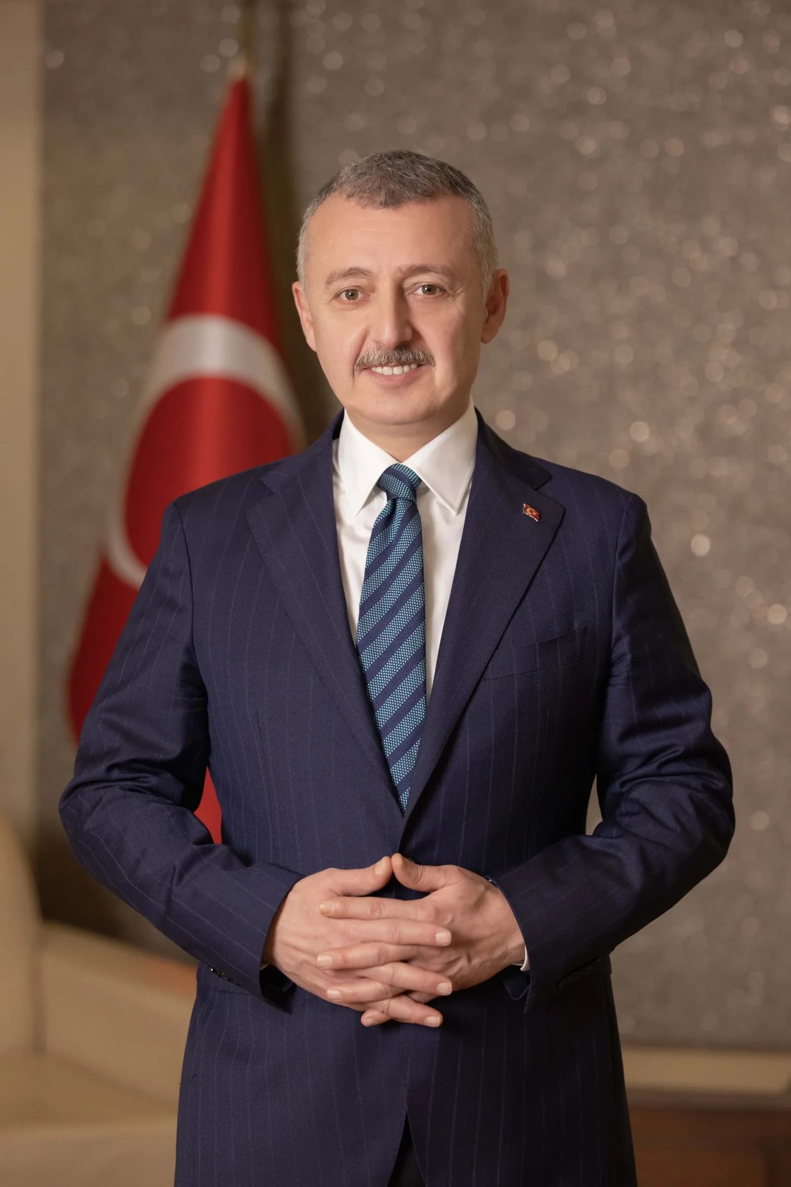 Tahir Büyükakın’dan 23 Nisan Mesajı: “Çocuklarımız En Kıymetli Varlığımız”