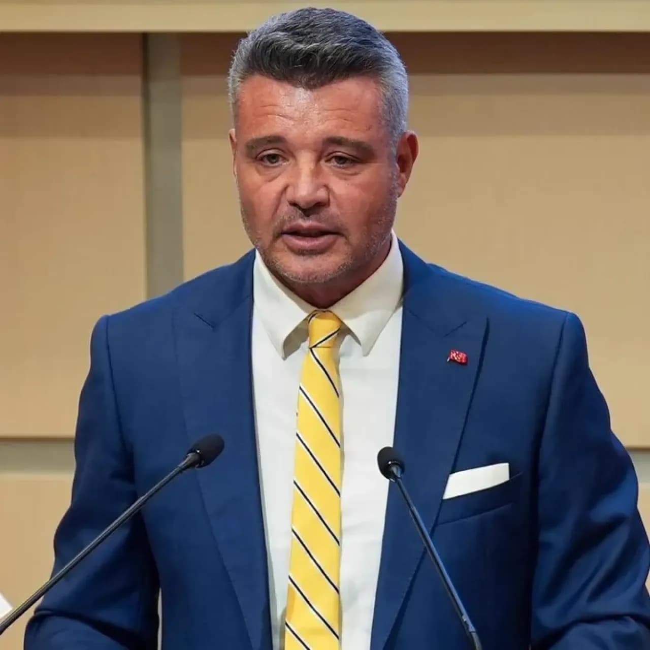 Saran'dan Florya'da Deprem: Jhon Duran İçin "Bardağı Taşıran Son Damla" Açıklaması