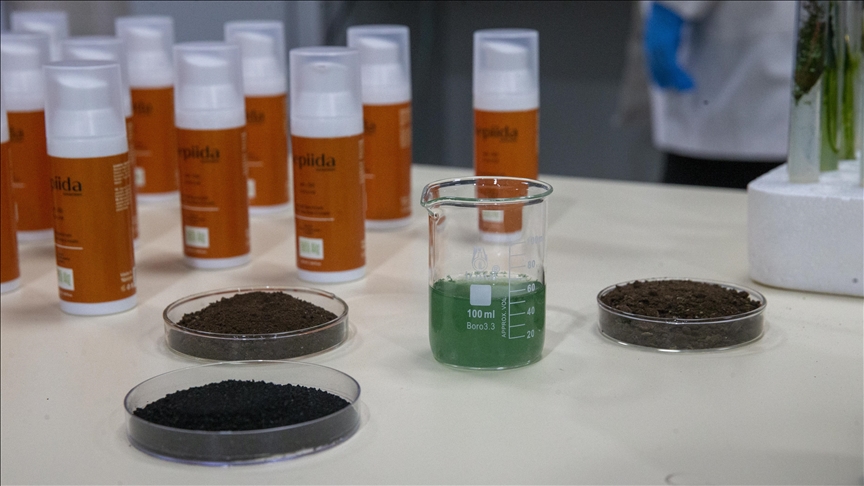 Türk Akademisyenler Mürekkep Balığından Doğal Güneş Kremi Üretti