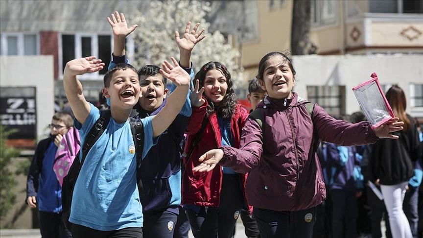 Okullarda İlk Ara Tatil Başlıyor: 18 Milyon Öğrenci İçin Tatil Ne Zaman?