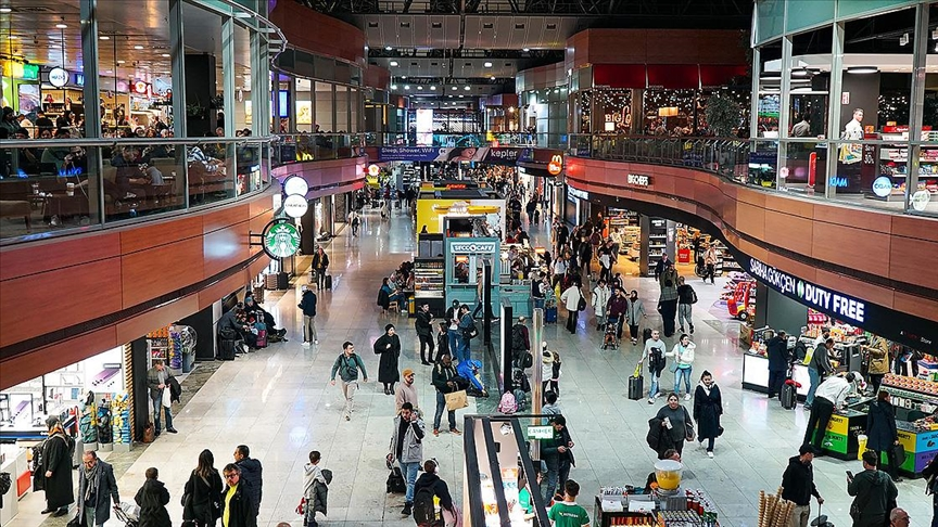 Türkiye'deki Havalimanları 10 Ayda 211 Milyon Yolcuya Ulaştı