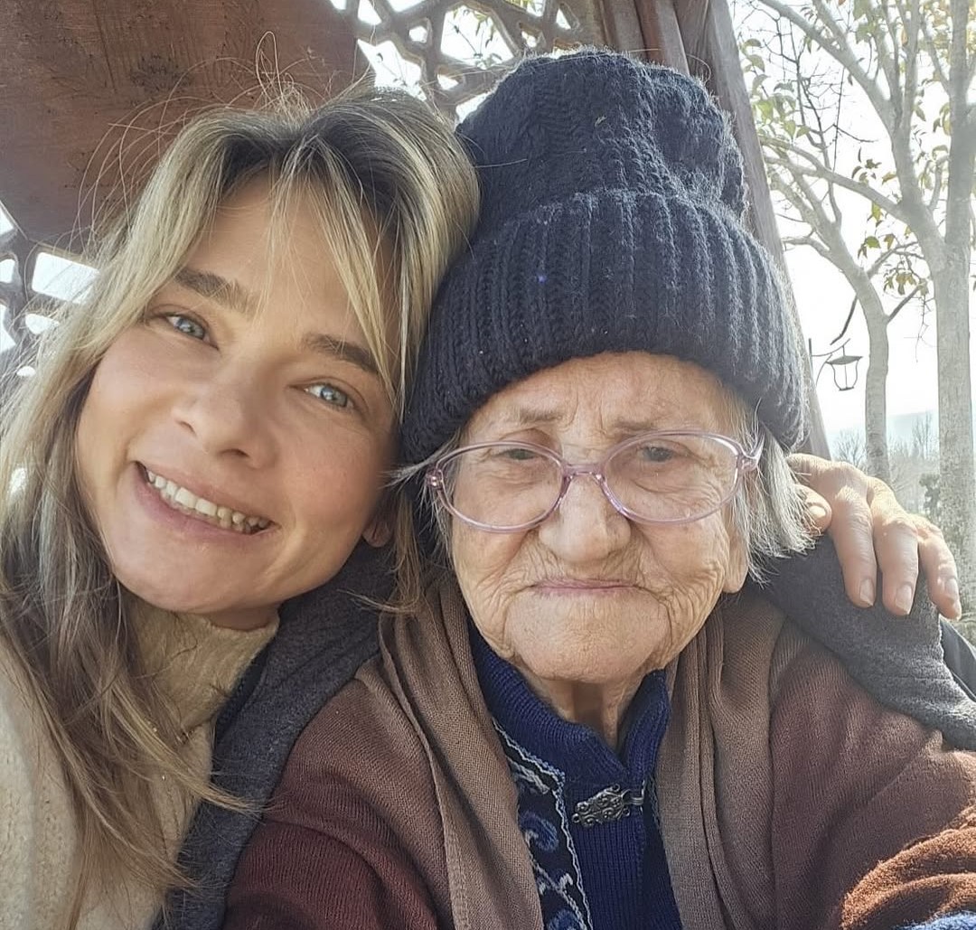 Müge Boz'un Büyükannesini Kaybetmesinin Ardından