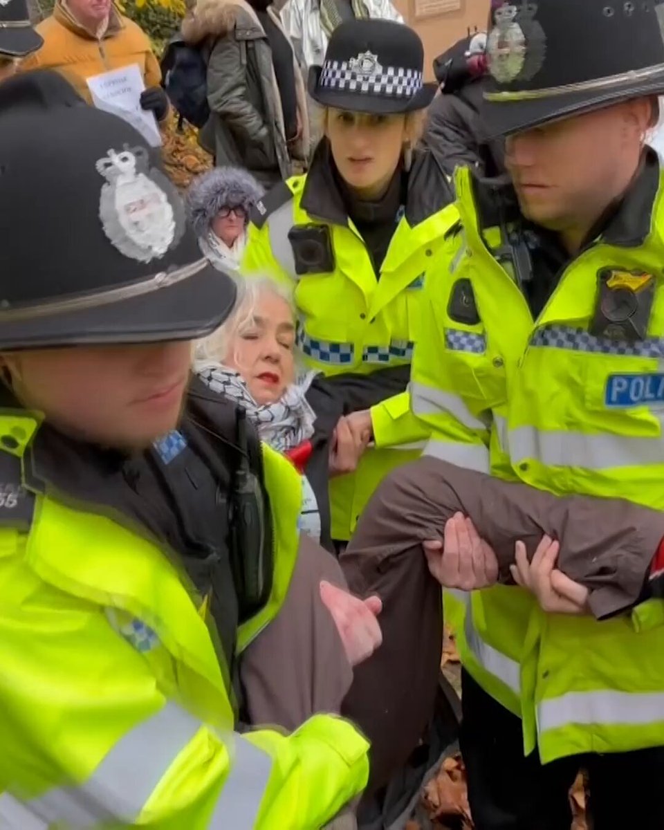 Filistin Eylem Grubunu Yasaklayan İngiltere'de Protesto: Onlarca Gözaltı