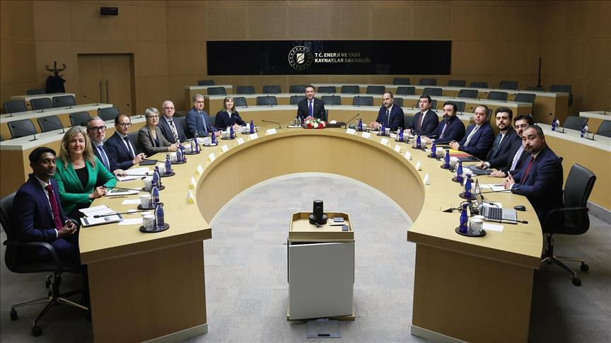 Enerji Bakanı Bayraktar, Türkiye'nin Elektrik Altyapısı için Dünya Bankası'ndan 6 Milyar Dolarlık Finansman Paketini Açıkladı