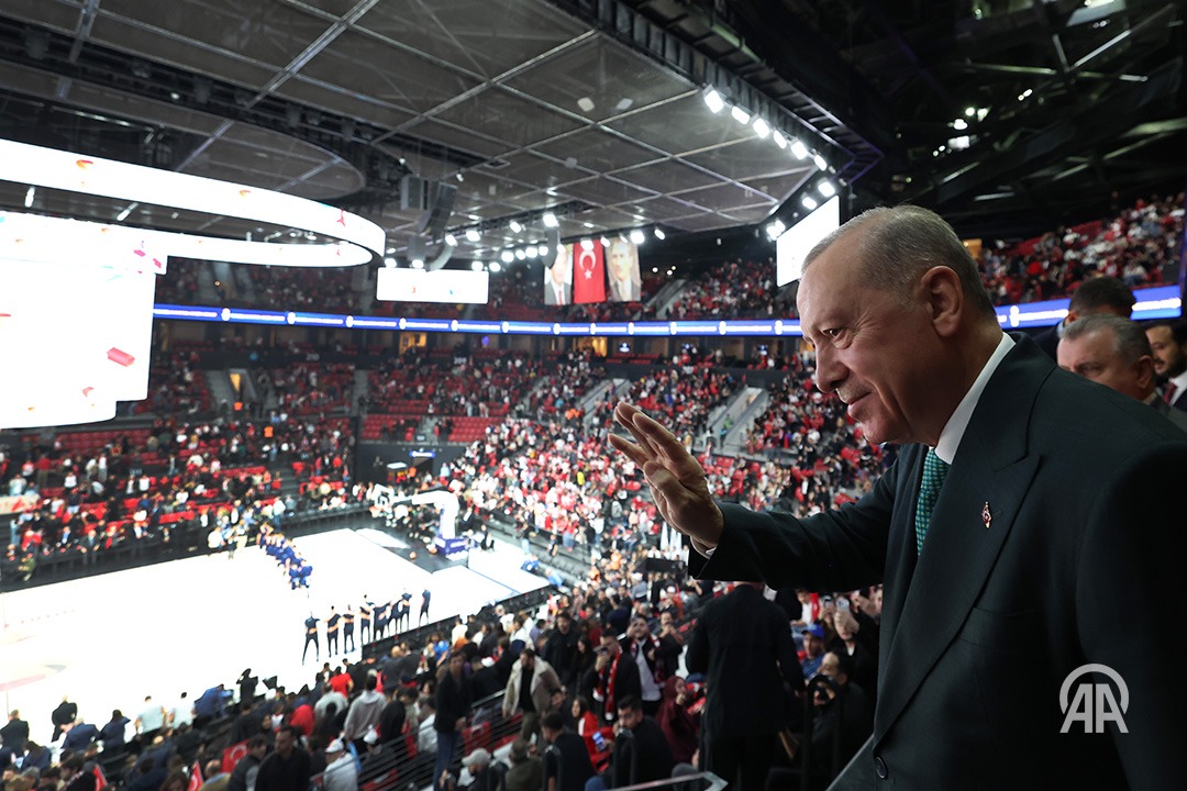 Türkiye, Bosna Hersek'i Devirerek 2027 FIBA Dünya Kupası Elemelerine Fırtına Gibi Başladı