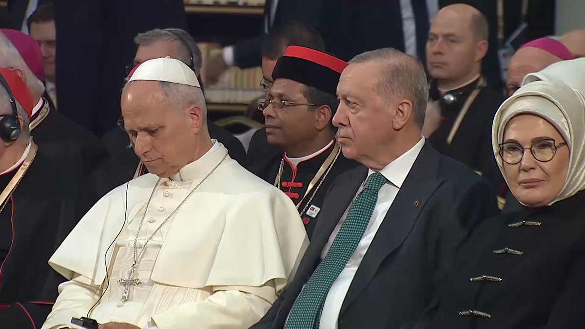 Cumhurbaşkanı Erdoğan ve Papa Francis, Millet Kütüphanesi'nde Bir Araya Geldi