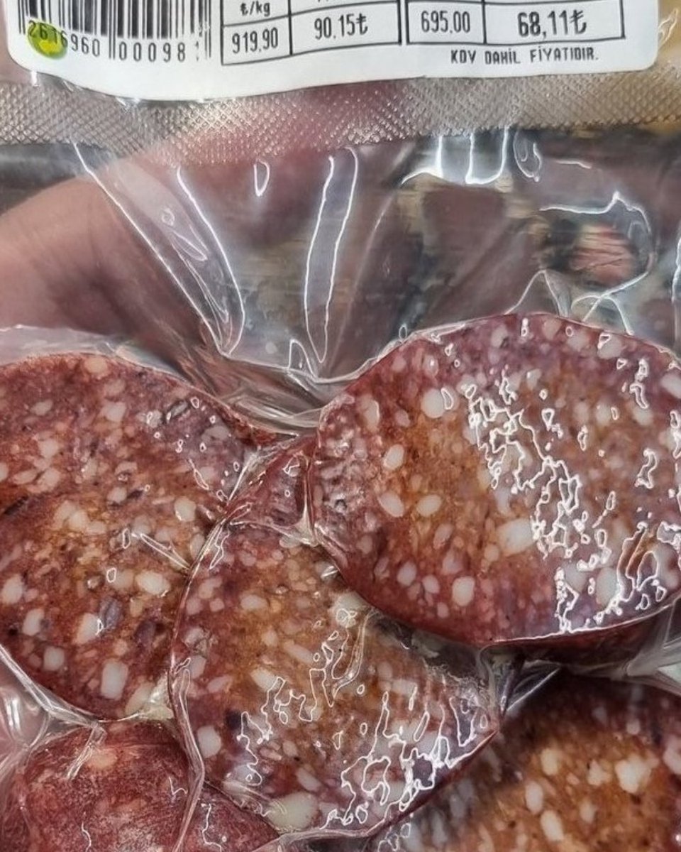 Sucuk Fiyatları Yükseldi: Marketlerde Dilimle Satış Başladı