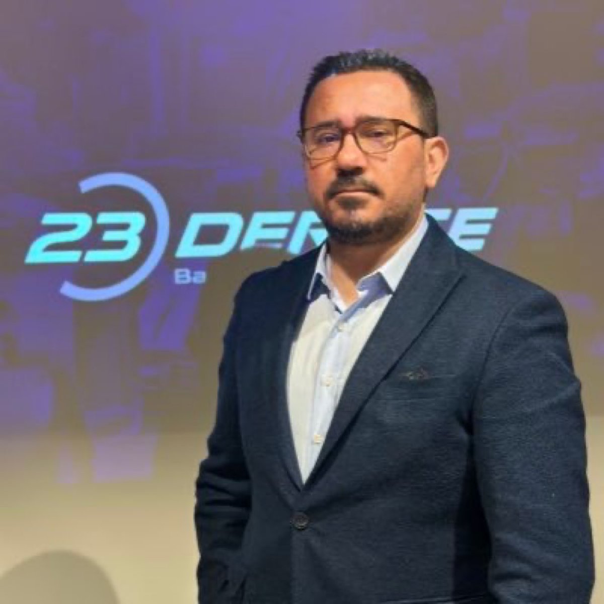 Gökhan Özbek'in Kapalı Anjiyo Operasyonu Sırasında Beyin Kanaması Geçirdi