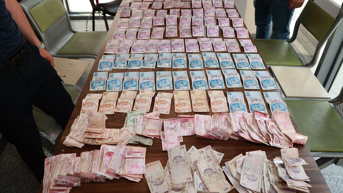 Gebze'de Dilenciden Çıkan Şok Miktar: 20 Bin TL