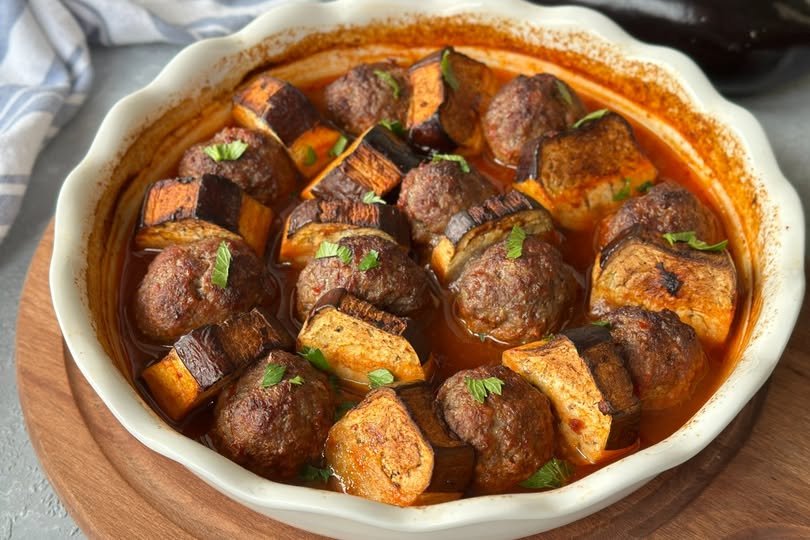 Bayram Sofraları İçin 26 Lezzetli Yemek Tarifi | Bayram Menüsü Fikirleri