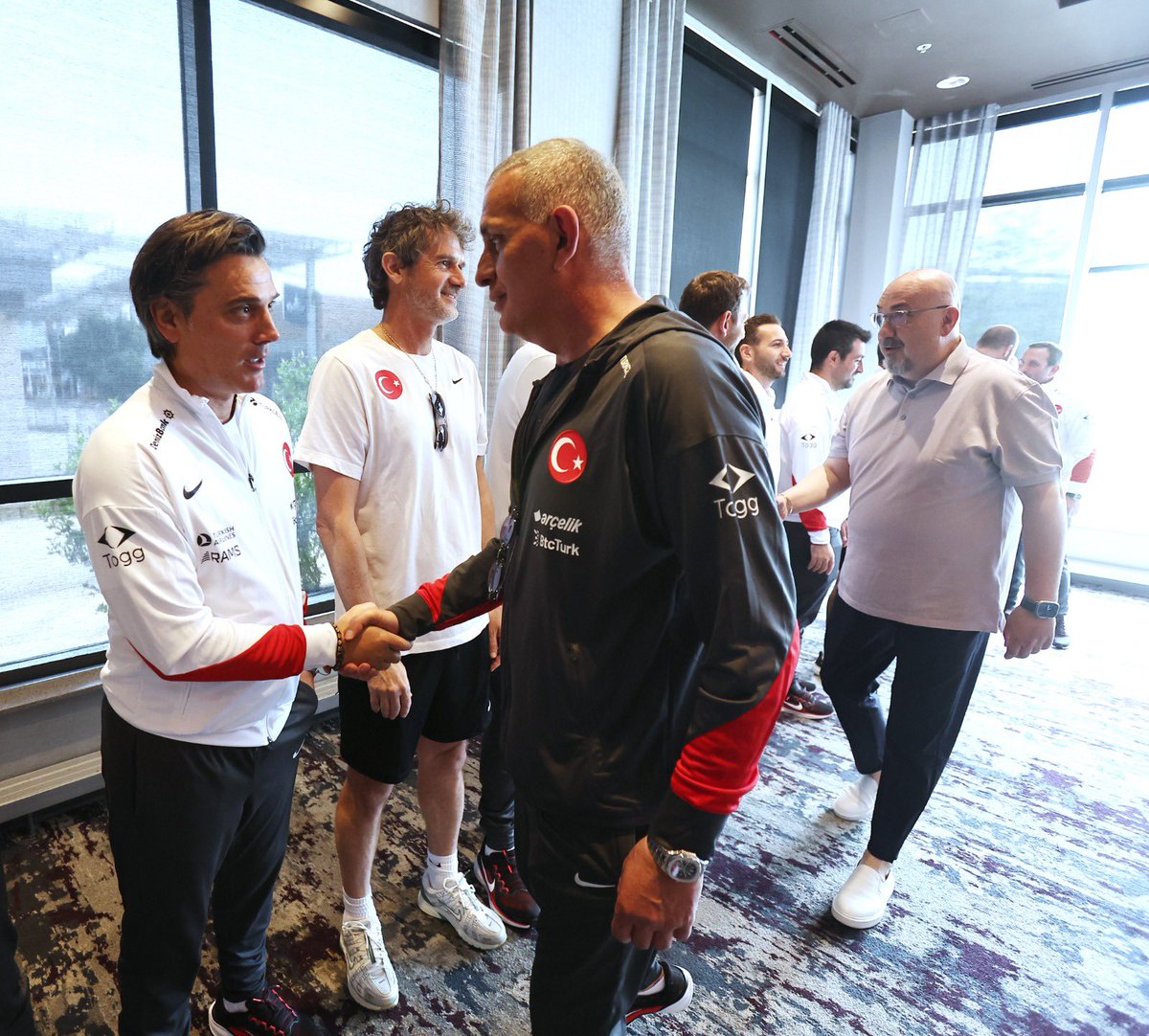 A Milli Takım'da Geleneksel Bayramlaşma Töreni Gerçekleştirildi