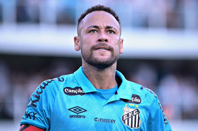 Neymar'da Covid-19 Tespit Edildi