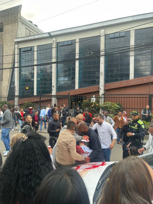 Kolombiya Başkan Adayı Miguel Uribe'ye Suikast Girişimi