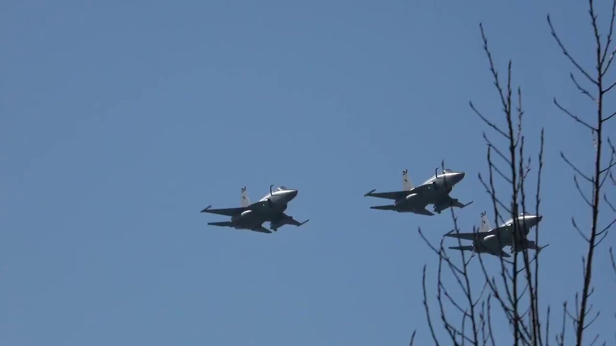 Pakistan Azerbaycan'a 4.6 Milyar Dolarlık Savunma Anlaşması