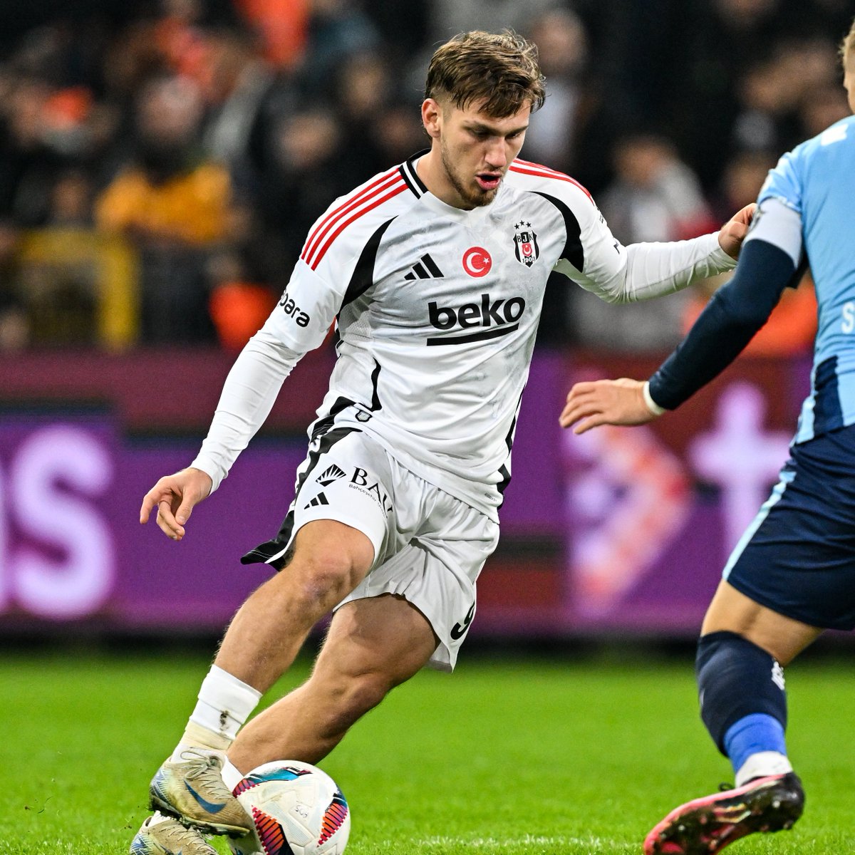 Beşiktaş'tan Semih Kılıçsoy Açıklaması: 15 Milyon Euro Bedel Tartışma Yaratıyor