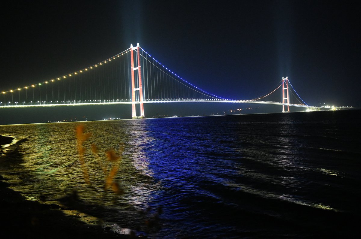 Fenerbahçe Beko'nun EuroLeague Şampiyonluğu Çanakkale Köprüsü'nde Kutlandı