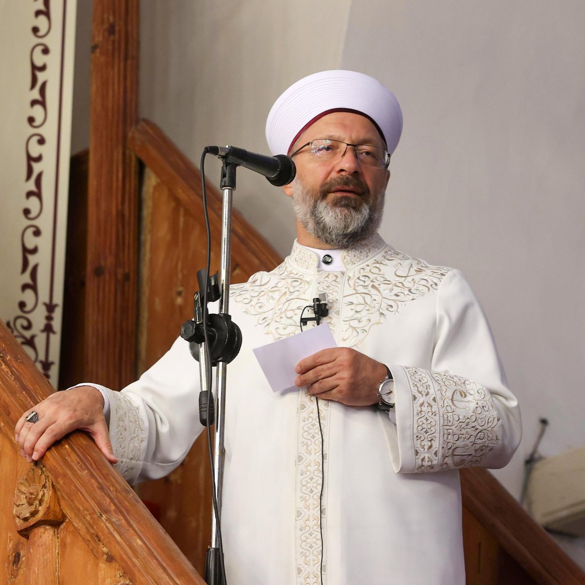 Diyanet'ten Gelin Hamamı, Bekarlığa Veda Partisi ve Cinsiyet Partisi Uyarısı