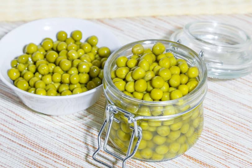 Evde Bezelye Konservesi Yapımı: Taze Bezelyeleri Dört Mevsim Saklama Rehberi