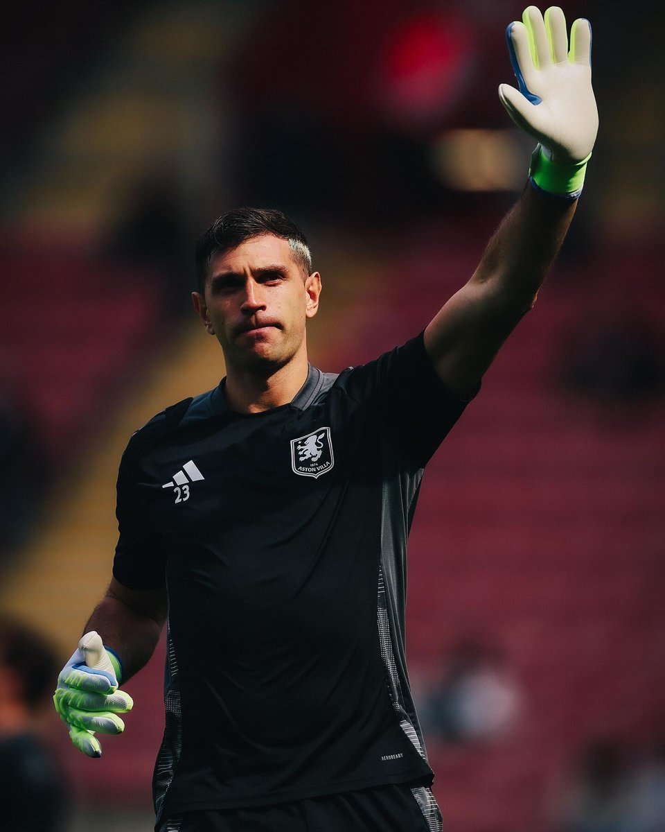 Manchester United, Emiliano Martinez ile Görüşmelere Başladı