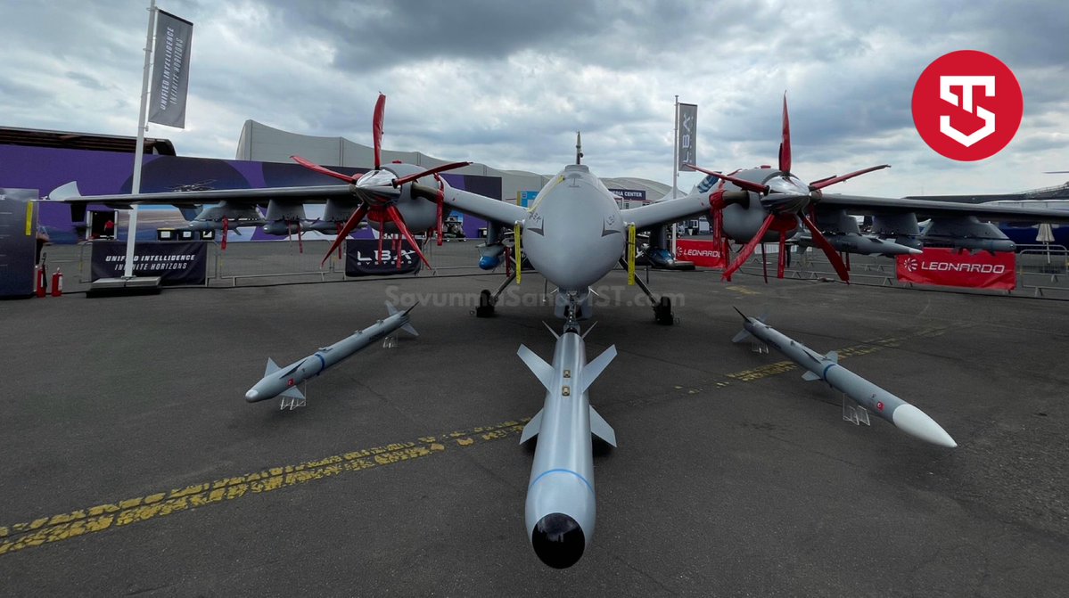 Bayraktar AKINCI TİHA, Paris Airshow'da Leonardo ile İşbirliğiyle Sergilendi