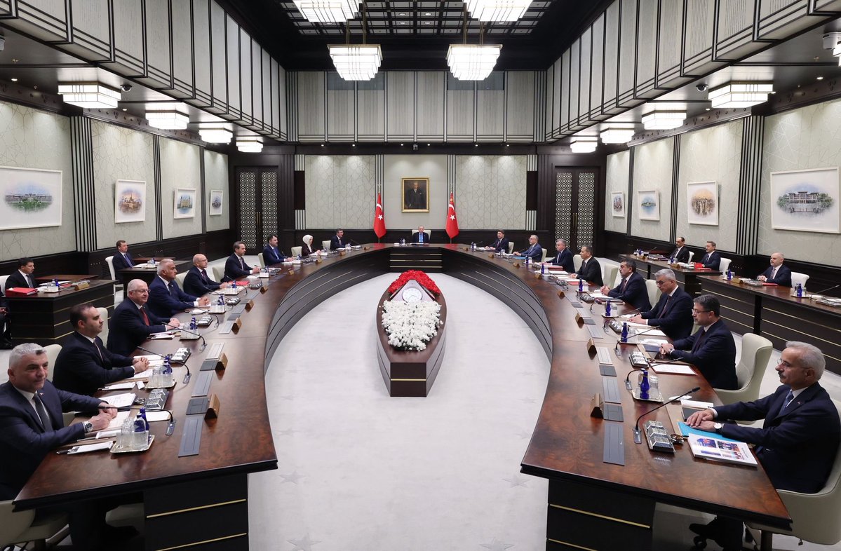 Cumhurbaşkanlığı Kabinesi Erdoğan Başkanlığında Toplandı