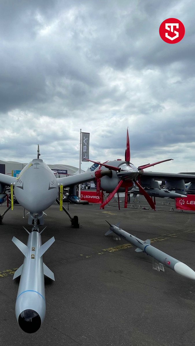 Bayraktar AKINCI Paris Airshow'da Gösteriyle Dikkat Çekti